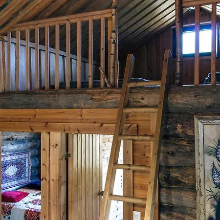 Rajan Loma Eco Village Mannervaara